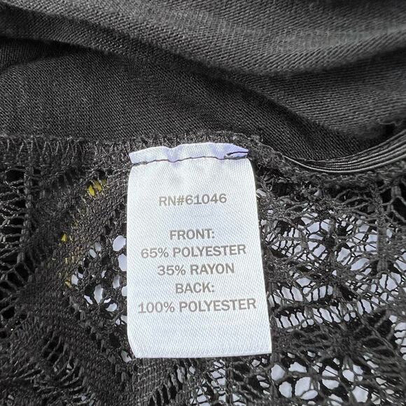 Vanity black long sleeve top with lace back, women's size M - Picture 7 of 7